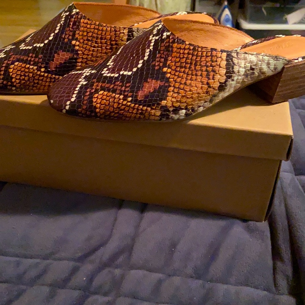 FINAL PRICE — MADEWELL MULES-SNAKE EMBOSSED LEATHER